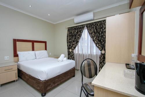 plm palace lodge