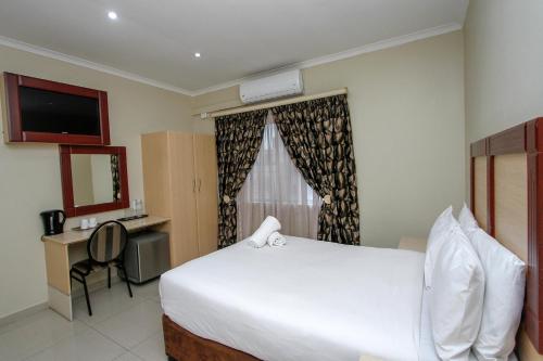 plm palace lodge
