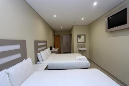 plm palace lodge