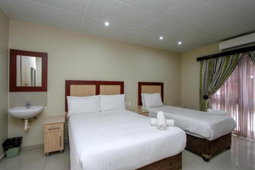 plm palace lodge