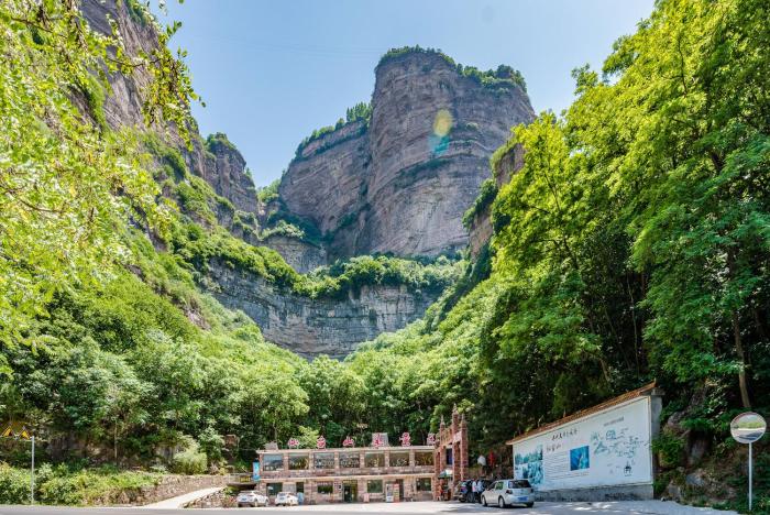 country retreats henan linzhou shibanyan