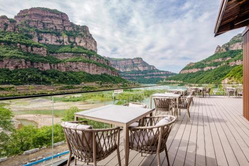 country retreats henan linzhou shibanyan