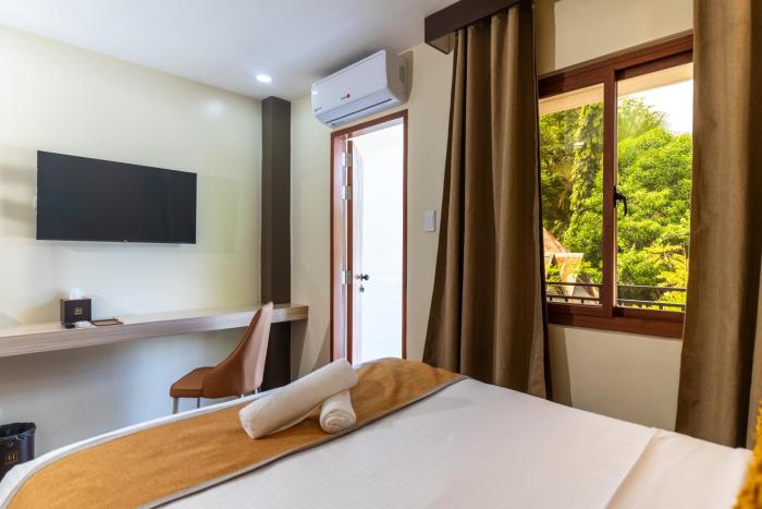 hollywood hotel puerto princesa