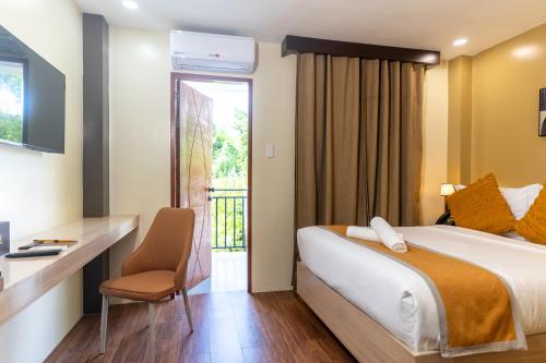 hollywood hotel puerto princesa