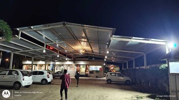 hotel srushti regency