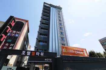 el tower hotel