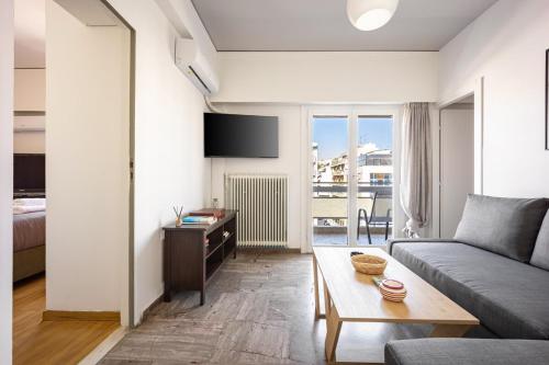 sunny 3bd flat acropolis view