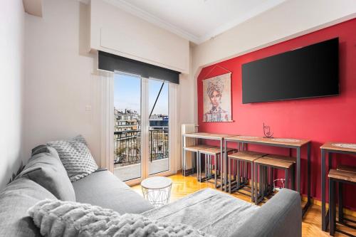 sunny cozy 3bd apt just a min away to acropolis