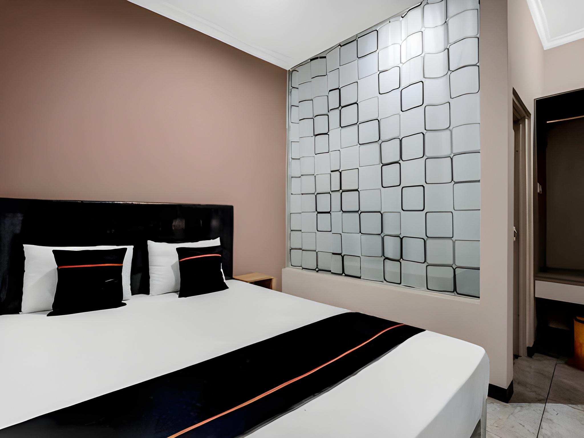 hotel o near ciputra world surabaya