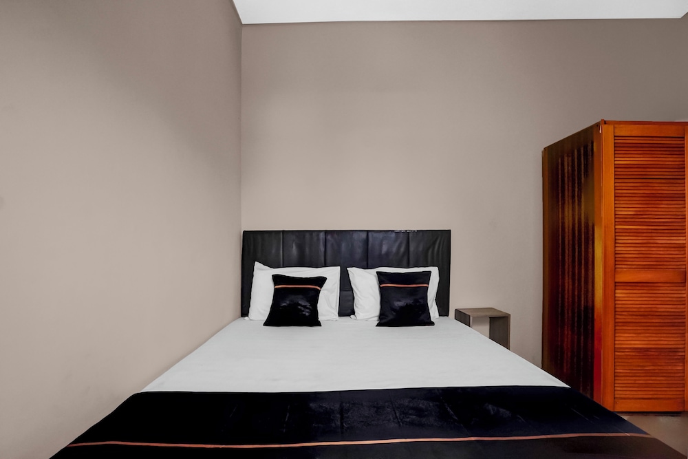 hotel o near ciputra world surabaya