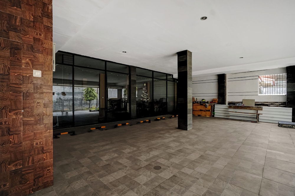 hotel o near ciputra world surabaya