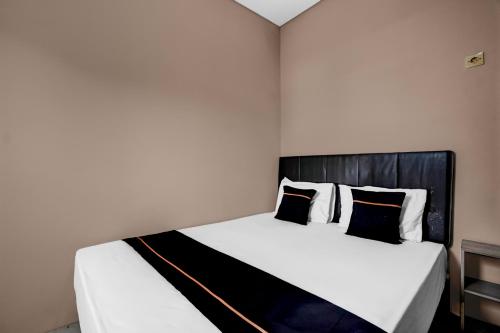 hotel o near ciputra world surabaya