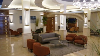 Aristocrat Hotel,,0 star