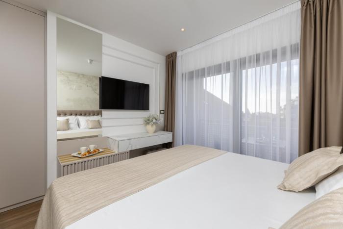 sunday residence and spa split
