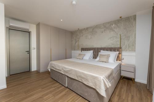 sunday residence and spa split