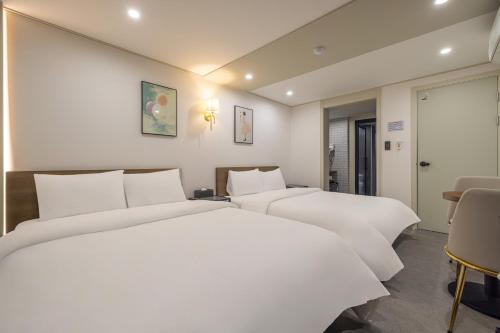hotel stay in