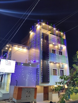Hotel 7R Residency,,3 star