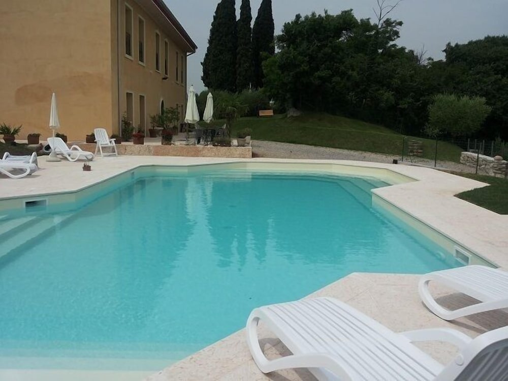 castelnuovo del garda