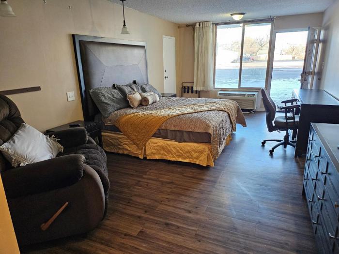 home away inn laramie