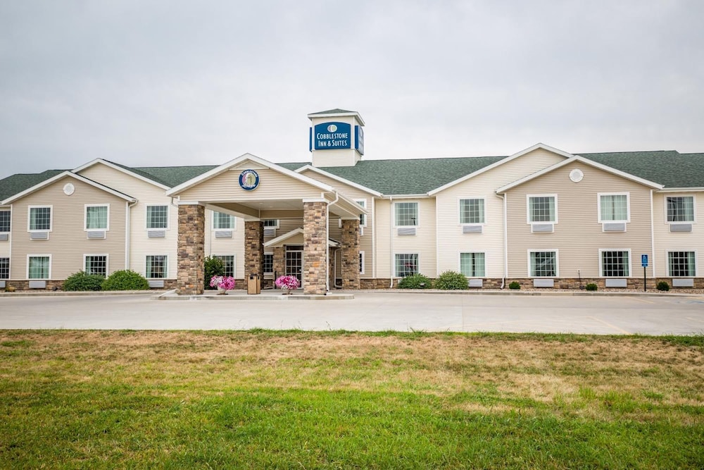 cobblestone inn and suites winterset ia