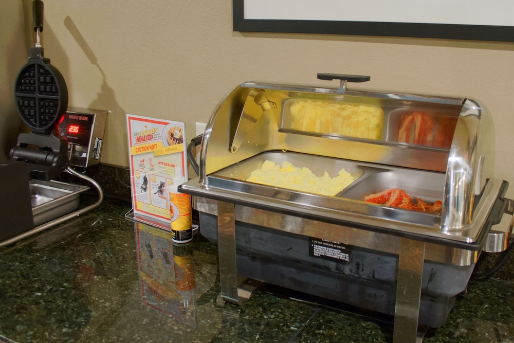 cobblestone inn and suites winterset ia