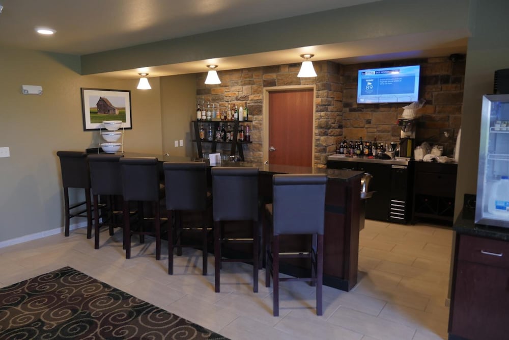 cobblestone inn and suites winterset ia