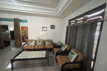 Oyo 95050 Penginapan Sekarsari Syariah,1 Karangwaru Tegalrejo Kota Yogyakarta,2 star