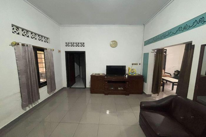 oyo 95050 penginapan sekarsari syariah