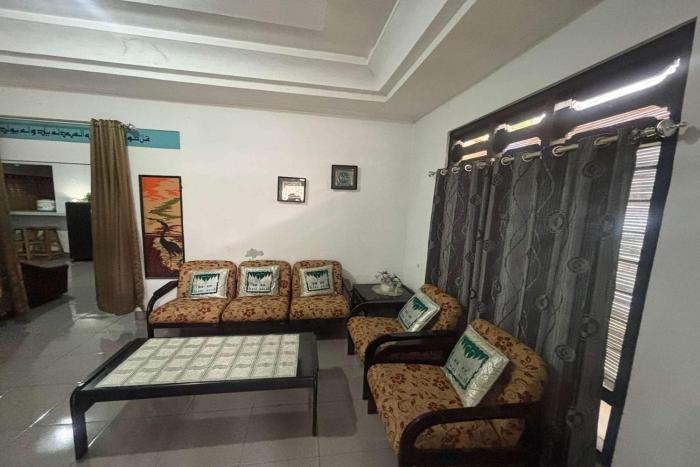 oyo 95050 penginapan sekarsari syariah