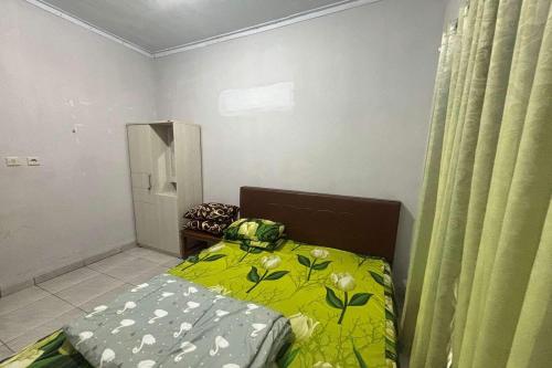 oyo 95050 penginapan sekarsari syariah