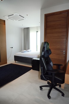 modern 3br loft ii villa private pool