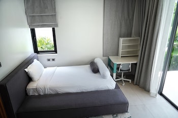 modern 3br loft ii villa private pool
