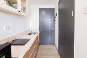 comfortable studio at apartment collins boulevard