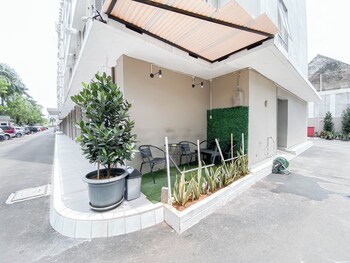 homey 1br at taman semanan indah cengkareng apartment