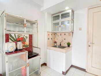 Homey 1Br At Taman Semanan Indah Cengkareng Apartment,,2 star