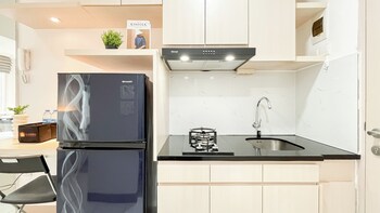 simple studio at tokyo riverside pik 2 apartment