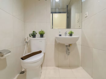 comfy studio at nifarro park apartment