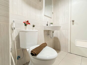 enjoy living 2br at vasanta innopark apartment