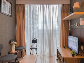 cozy stay 1br at apartment grand kamala lagoon