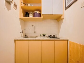 cozy stay 1br at apartment grand kamala lagoon