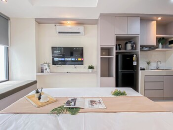 enjoy living studio at apartment pollux chadstone