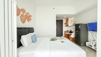 contemporary studio at apartment lrt city bekasi