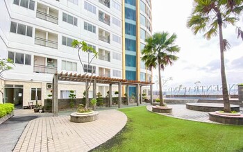 enjoy living studio at apartment sentraland medan