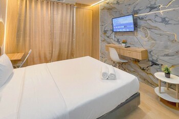 Enjoy Living Studio At Apartment Sentraland Medan,,2 star