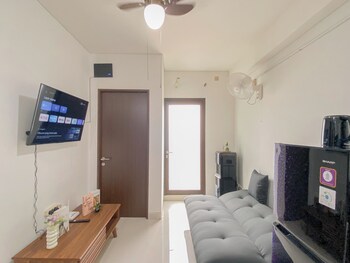 sophisticated 2br apartment at transpark cibubur