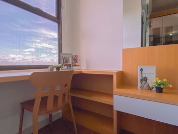 orange style studio at transpark cibubur apartment