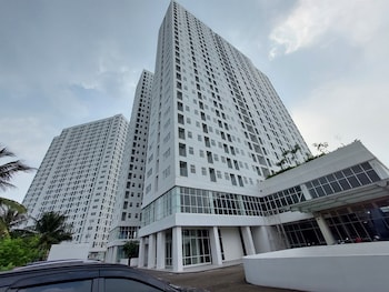 simply studio at serpong garden apartment