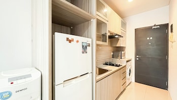 Studio At Tamansari Semanggi Apartment Near Scbd,Tower A, Fl9#8, Jl. Akri No.134,2 star