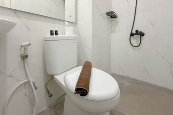 wonderful design studio at bale hinggil apartment