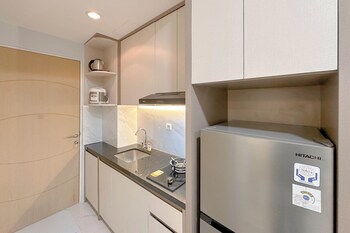 wonderful design studio at bale hinggil apartment